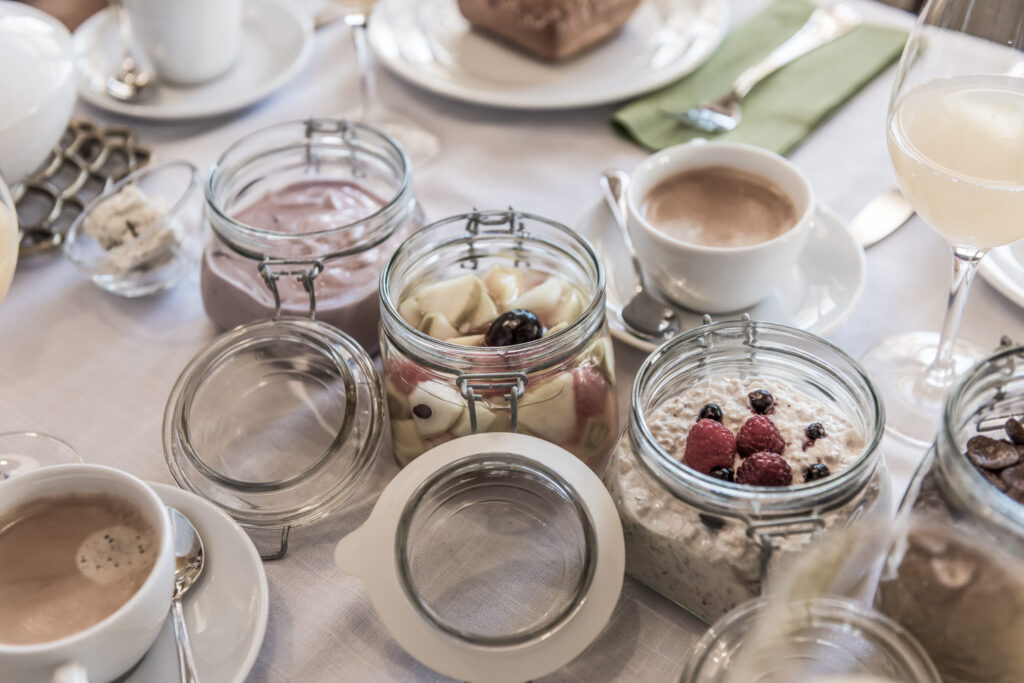 verschiedene Müsli zum Frühstück