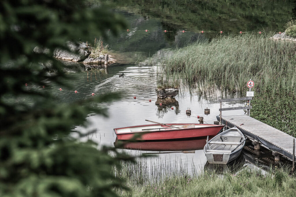 Boot am Steeg vom Körbersee | Sommerurlaub im Bregenzerwald