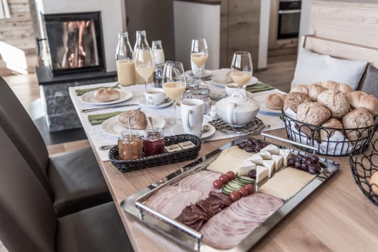 Frühstück im Chalet